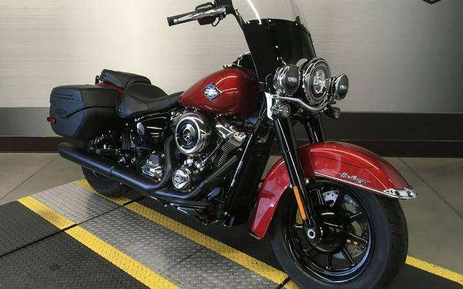 2026 Harley-Davidson® FLHC - Heritage Classic