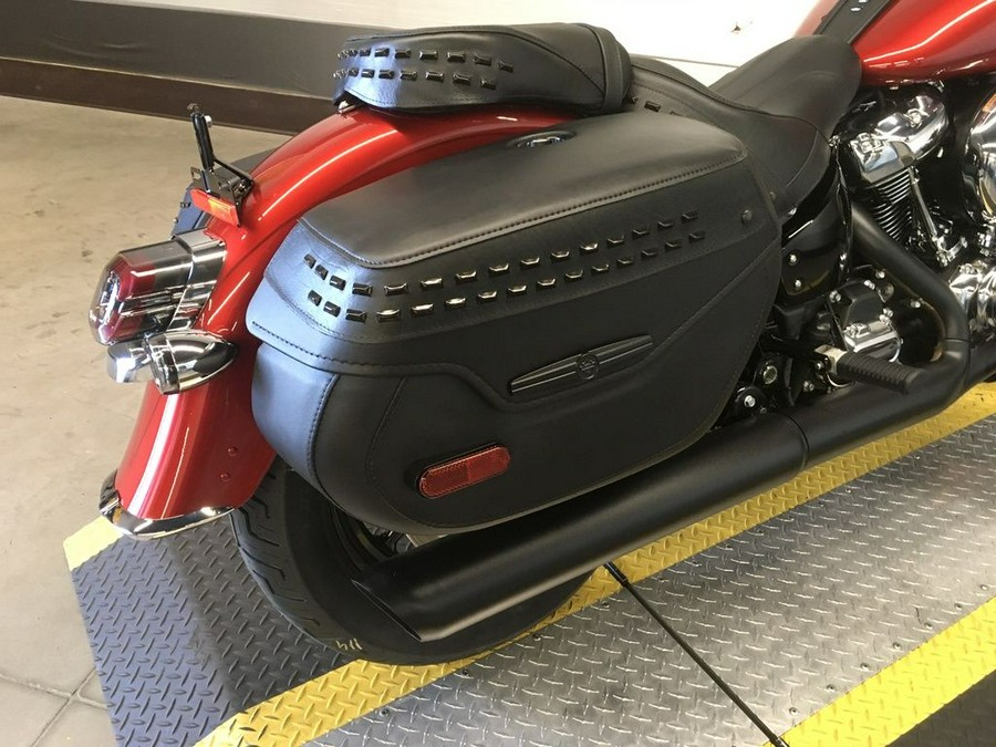 2026 Harley-Davidson® FLHC - Heritage Classic