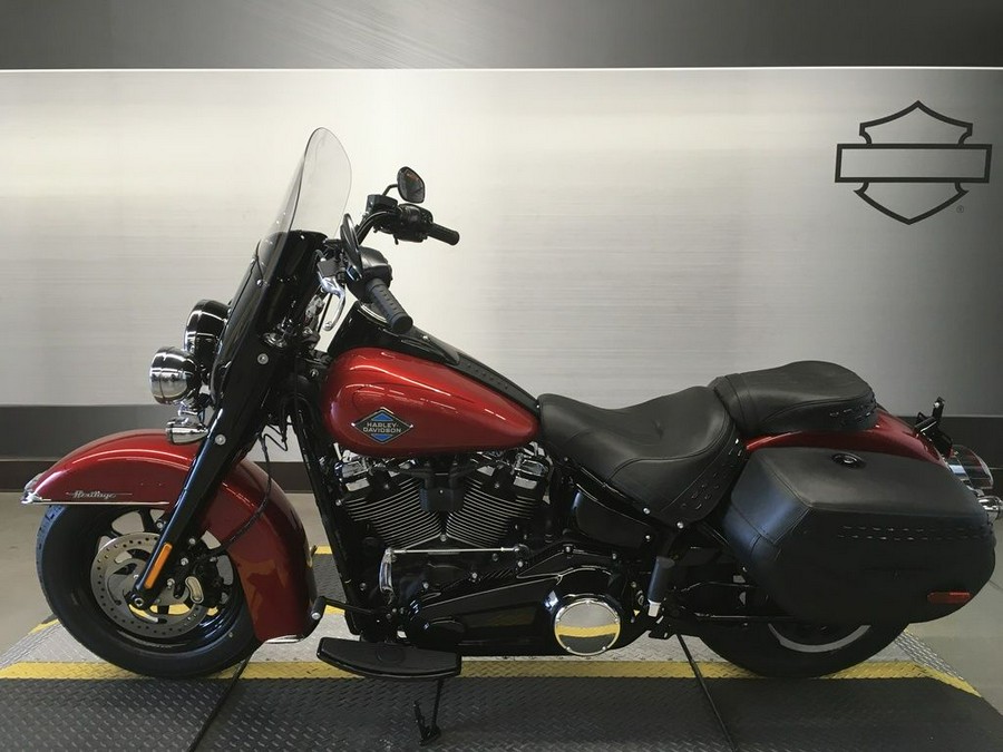 2026 Harley-Davidson® FLHC - Heritage Classic