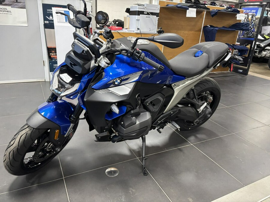 2026 BMW Motorrad R 1300 R FREE LIFETIME POWERTRAIN WARRANTY