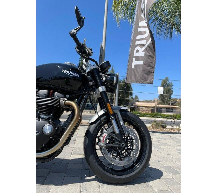 2024 Triumph Speed Twin 1200 Jet Black