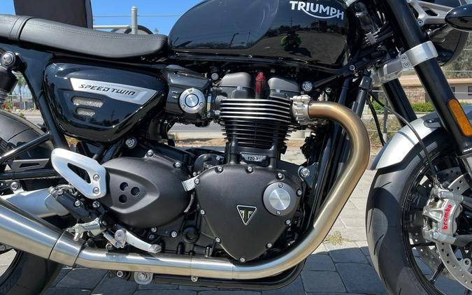 2024 Triumph Speed Twin 1200 Jet Black