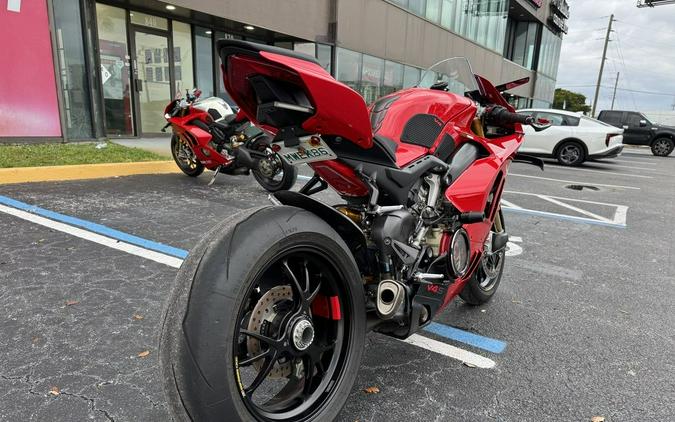 2024 Ducati Panigale V4 S Red