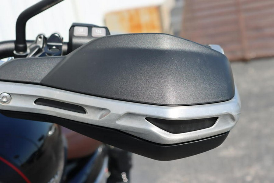 2020 Triumph Scrambler 1200 XC - Showcase Jet Black/Matte Black