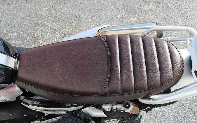 2020 Triumph Scrambler 1200 XC - Showcase Jet Black/Matte Black