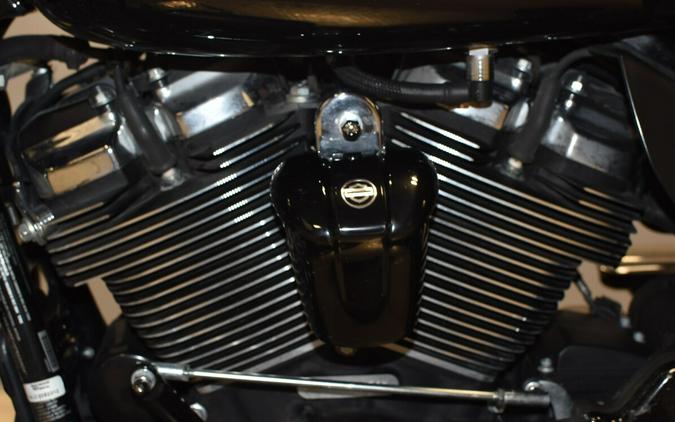 2023 Harley-Davidson Street Glide Special Vivid Black - Black Finish