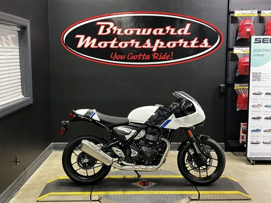 2026 Triumph Thruxton 400