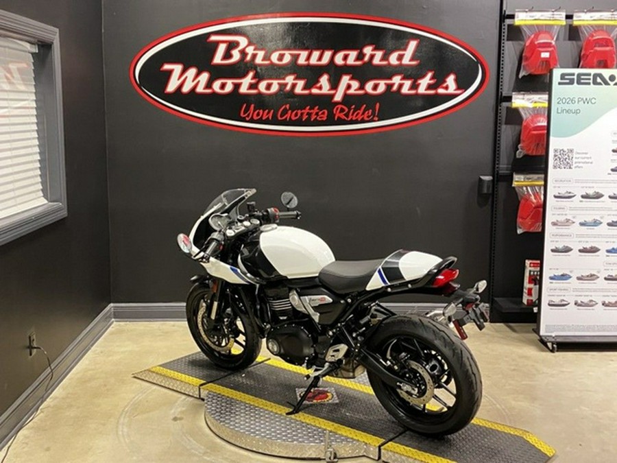 2026 Triumph Thruxton 400