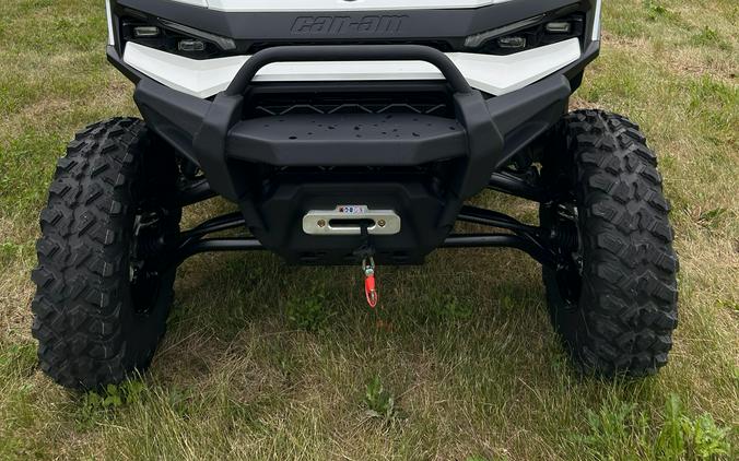2026 Can-Am Defender Limited HD11