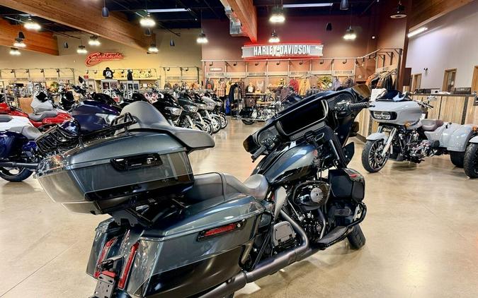 FLHXU 2025 Street Glide™ Ultra