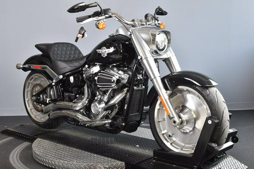 2020 Harley-Davidson Fat Boy 30th Anniversary Review (8 Fast Facts)