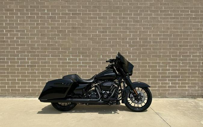 2018 Harley-Davidson® FLHXS - Street Glide® Special