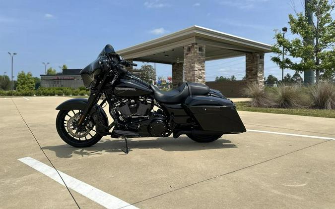 2018 Harley-Davidson® FLHXS - Street Glide® Special