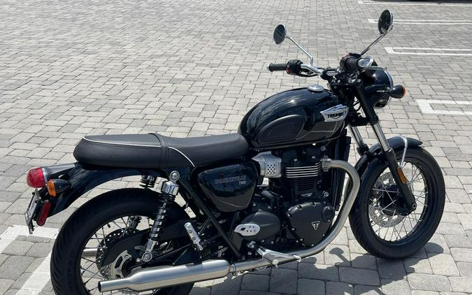 2024 Triumph Bonneville T100 Jet Black