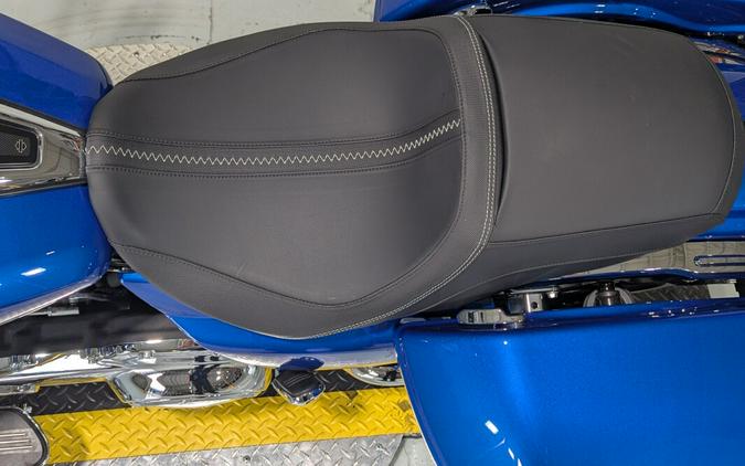 2024 Harley-Davidson® Road Glide® Blue Burst Trim Chrome