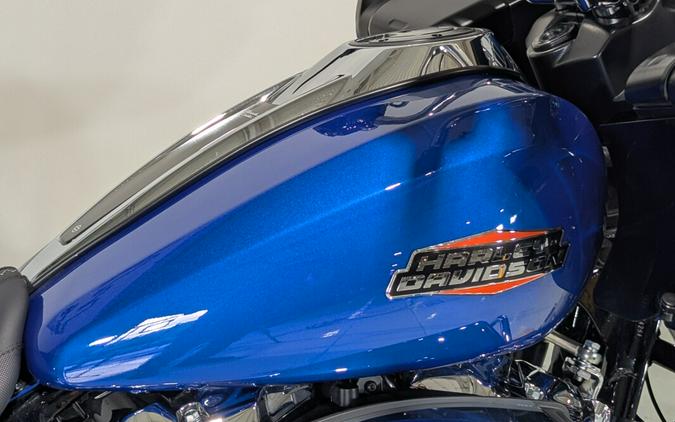 2024 Harley-Davidson® Road Glide® Blue Burst Trim Chrome