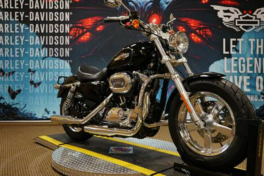 2016 Harley-Davidson 1200 Custom