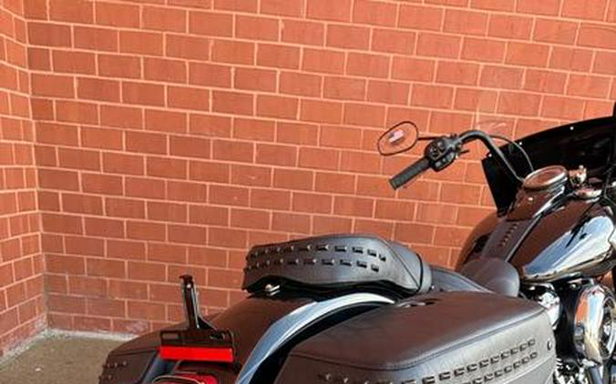 2026 Harley-Davidson® FLHC - Heritage Classic