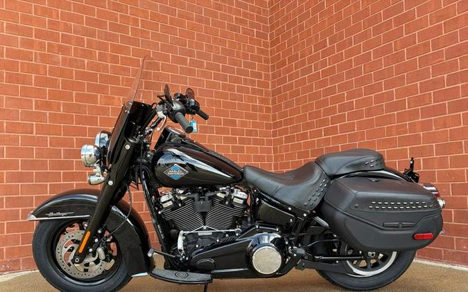 2026 Harley-Davidson® FLHC - Heritage Classic