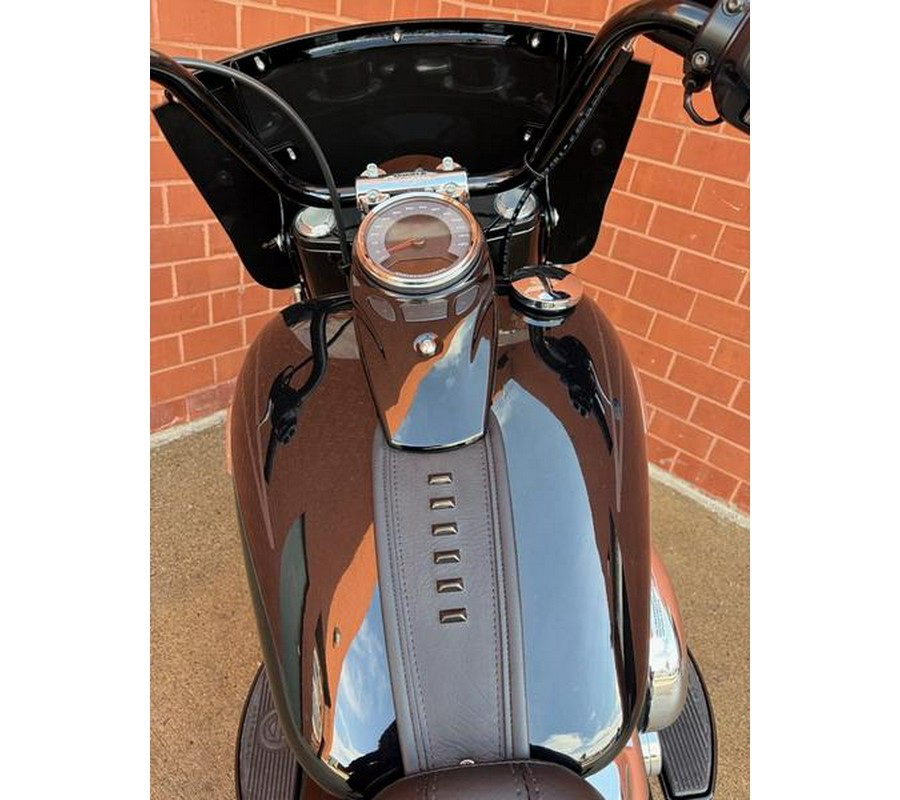 2026 Harley-Davidson® FLHC - Heritage Classic