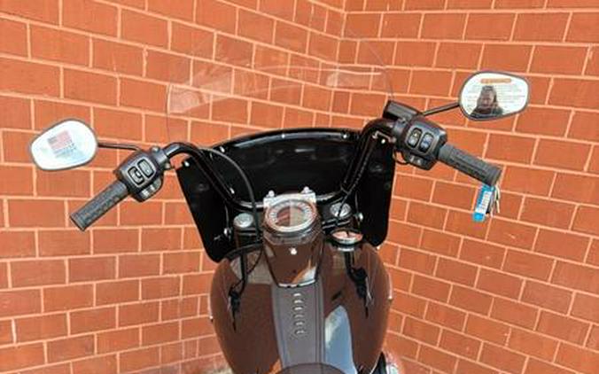 2026 Harley-Davidson® FLHC - Heritage Classic
