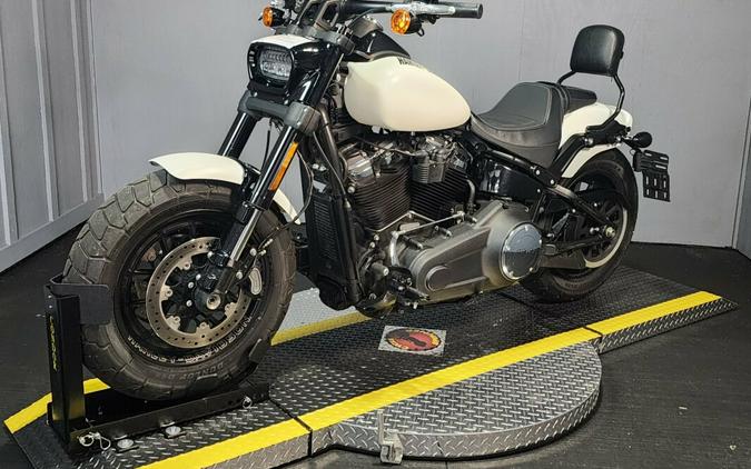 2018 Harley-Davidson® Fat Bob® 114 FXFBS BONNEVILLE SALT DENIM