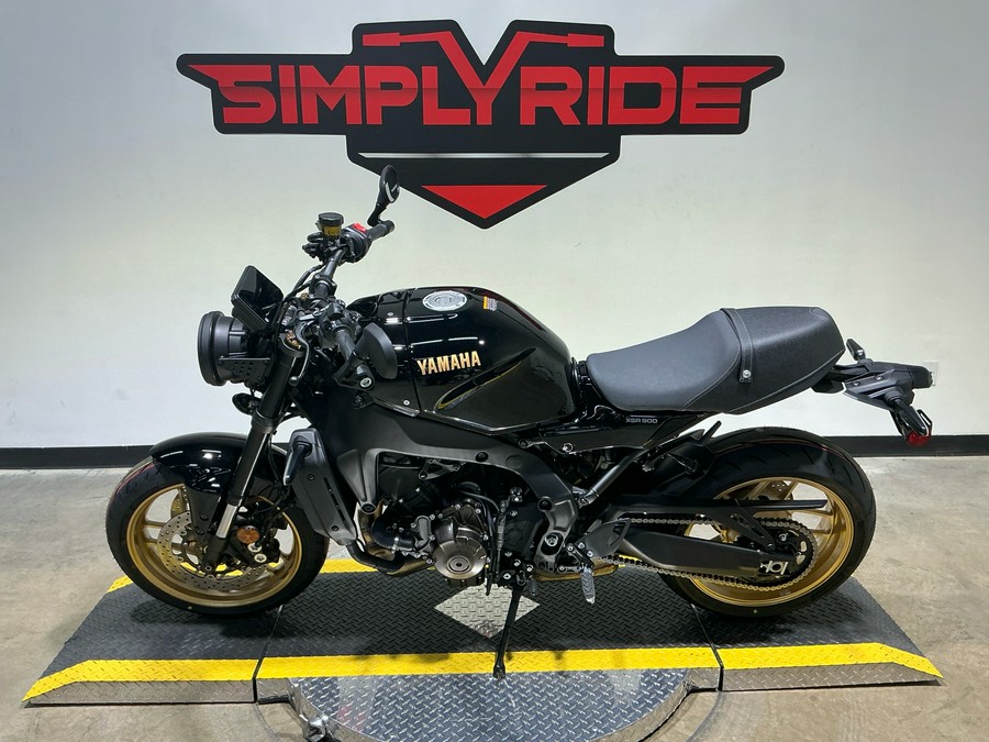 2025 Yamaha XSR900