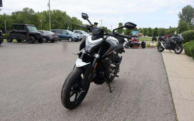 2025 CFMOTO 450NK