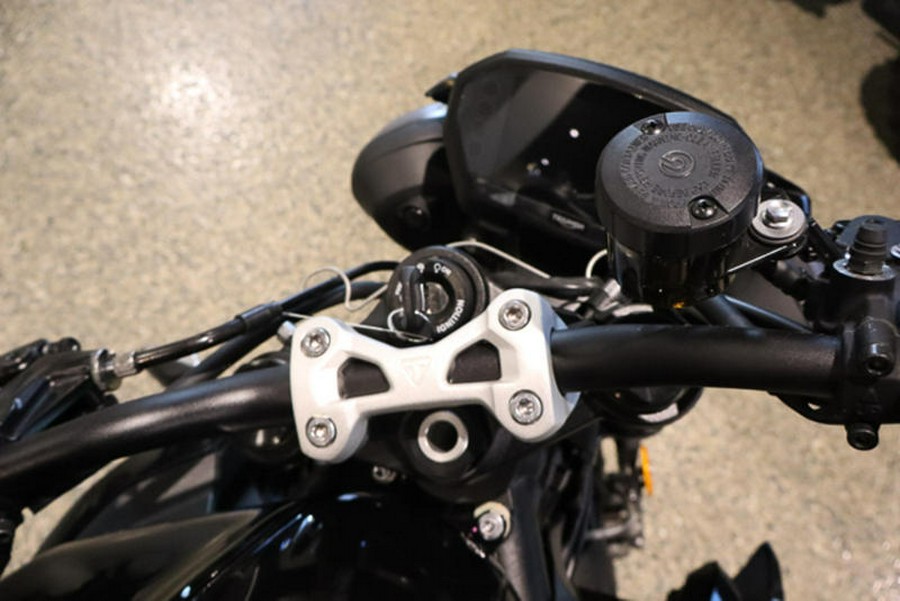 2025 Triumph Street Triple 765 RS Phantom Black