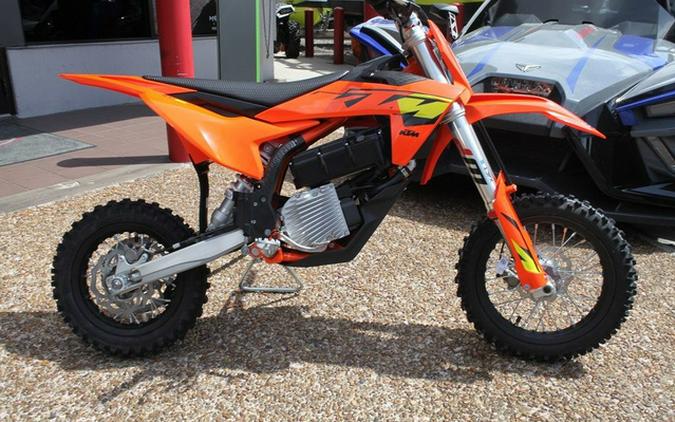 2027 KTM SX E 5
