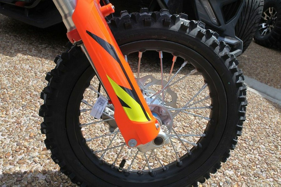 2027 KTM SX E 5