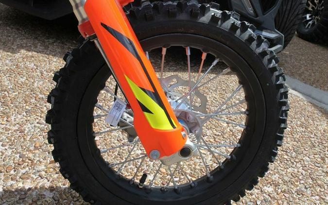 2027 KTM SX E 5