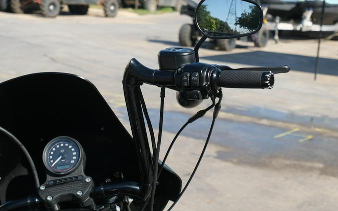 2021 HARLEY SPORTSTER IRON 883