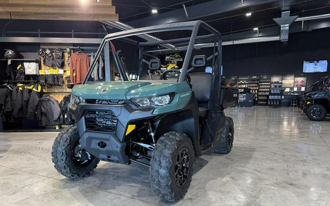 2025 Can-Am® Defender DPS HD9 Compass Green