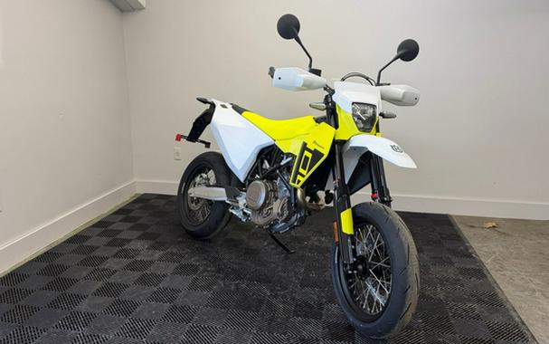 2026 Husqvarna Motorcycles Supermoto 701