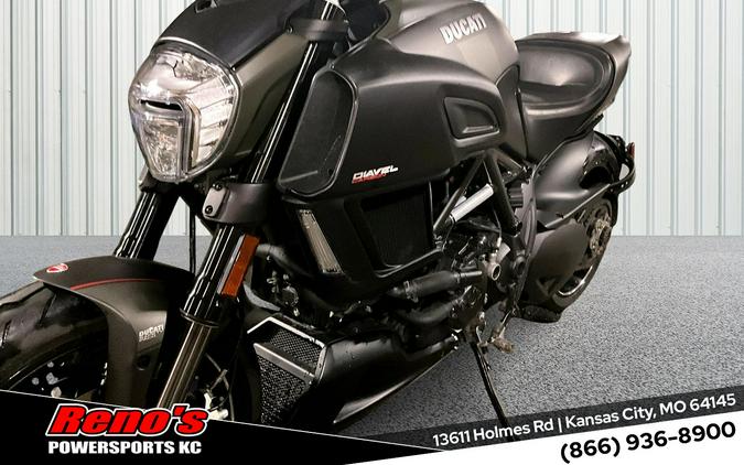 2016 Ducati Diavel Carbon