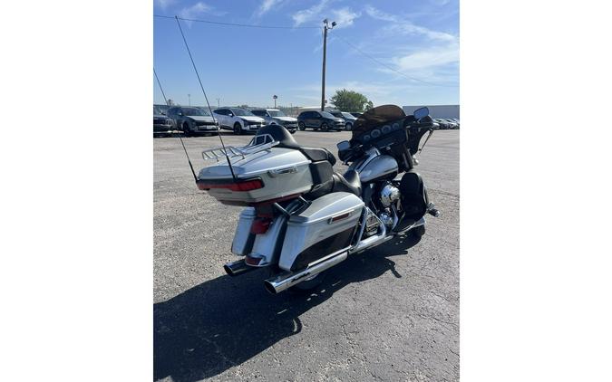 2015 ELECTRA GLIDE ULTRA LIMITED - Harley-Davidson®