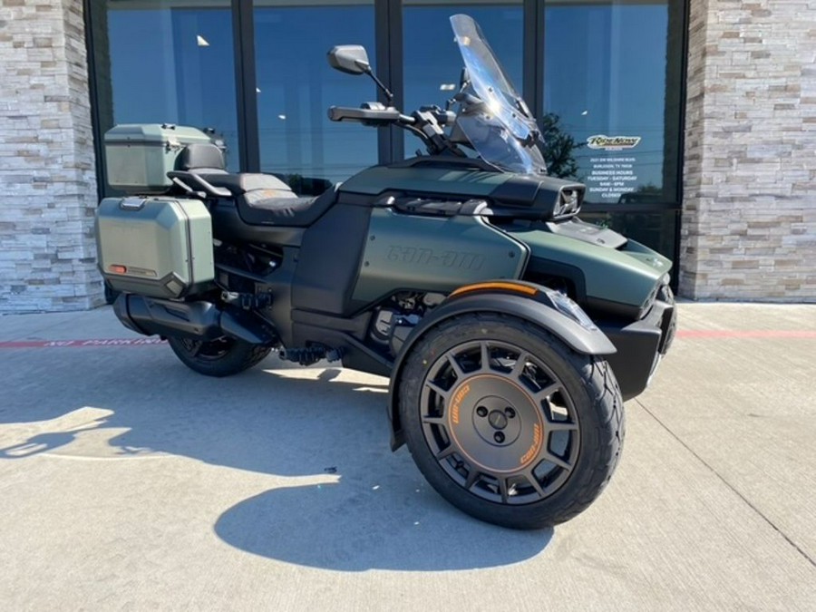 2025 Can-Am® Canyon Redrock