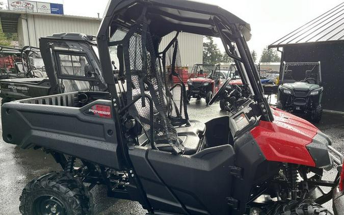 2025 Honda Pioneer 700