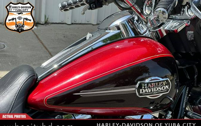 2012 Harley-Davidson Electra Glide Ultra Classic FLHTCU103