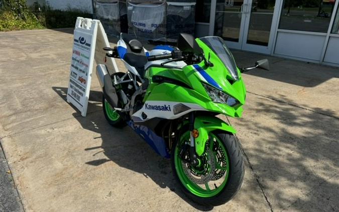 2024 Kawasaki Ninja ZX-4RR 40th Anniversary Edition ABS Lime Green/Pearl Crystal White/Blue