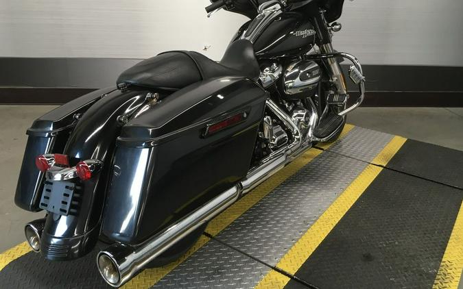 2018 Harley-Davidson® FLHX - Street Glide®