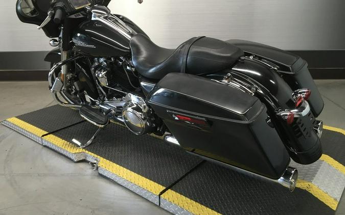 2018 Harley-Davidson® FLHX - Street Glide®