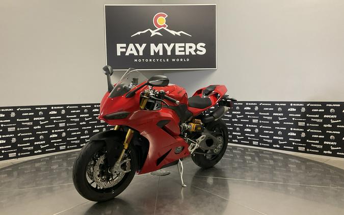 2025 DUCATI PANIGALE V2 S - 15980U