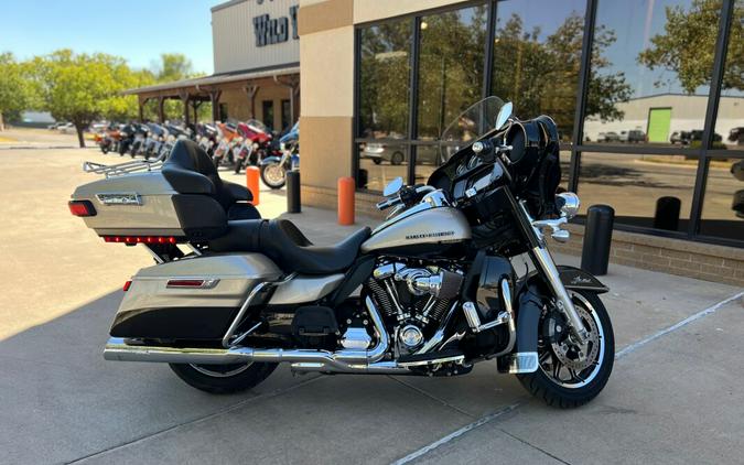 2018 Harley-Davidson® Ultra Limited Low Silver Fortune/Black Tempest