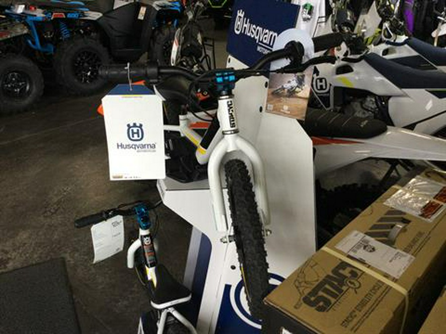 2023 Husqvarna 16eDrive