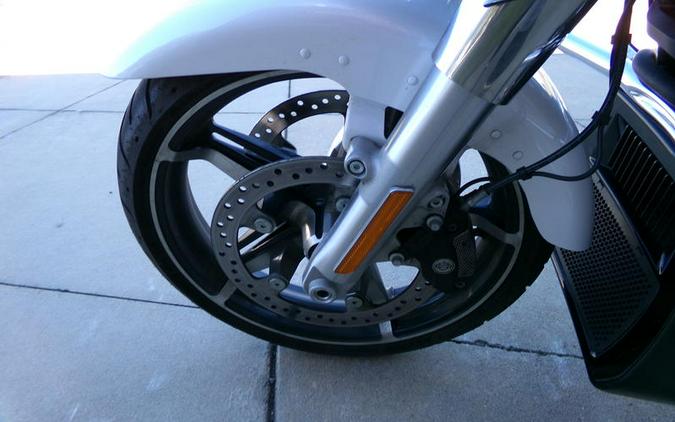 2024 Harley-Davidson® FLHX - Street Glide®