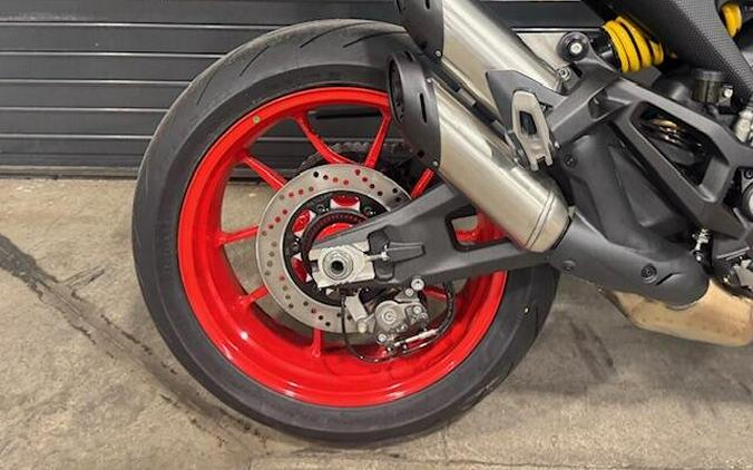 2026 Ducati Monster Plus