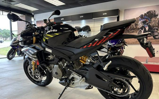 2027 Aprilia Tuono 660 Factory