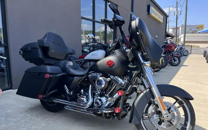 2014 Harley-Davidson Street Glide FLHX